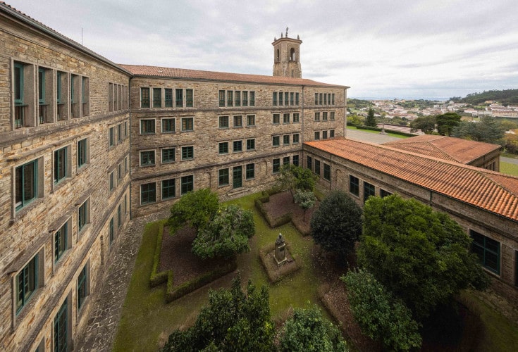 Albergue Seminario Menor