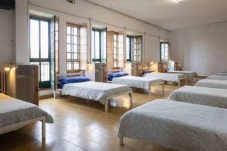 Camas del Albergue Seminario Menor